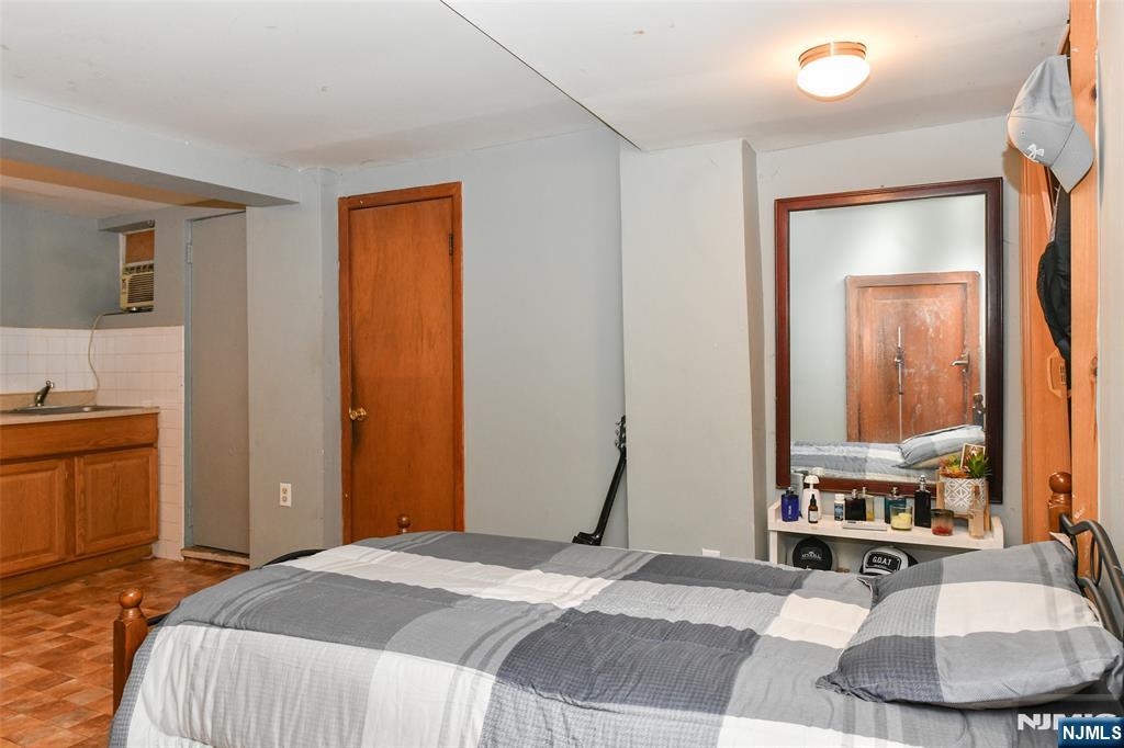 Homes for sale in Newark, NJ | 155 Lafayette St, Newark, NJ 07105 | MLS# 25037115