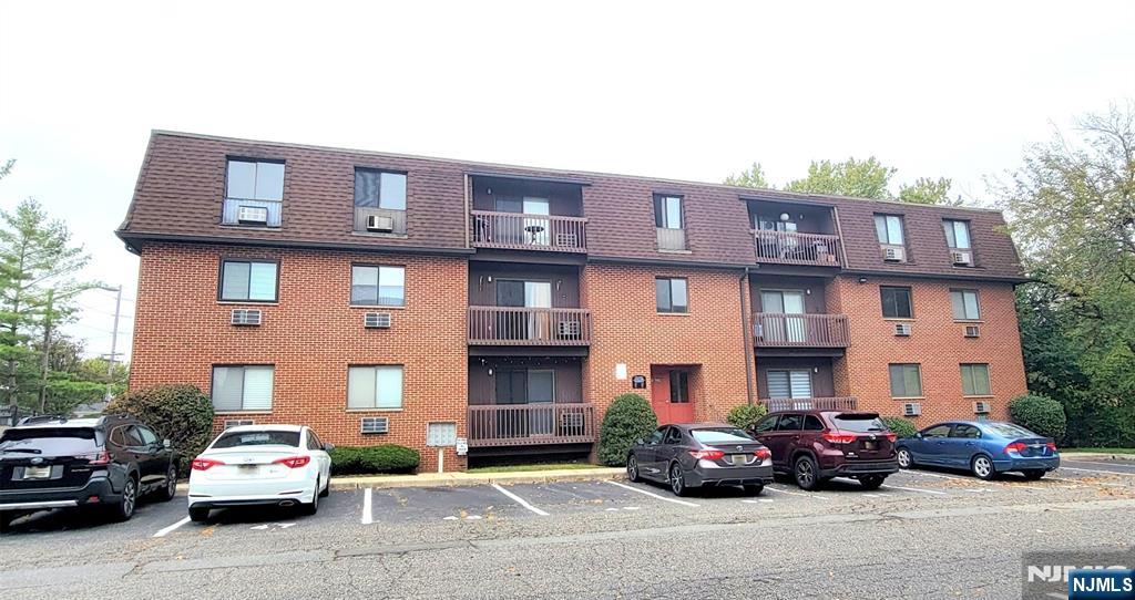 Homes for sale in Belleville, NJ | 750 Mill St #D4, Belleville, NJ 07109 | MLS# 25037135