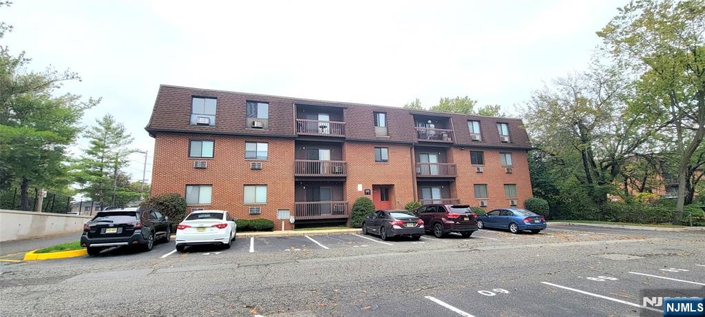 Homes for sale in Belleville, NJ | 750 Mill St #D4, Belleville, NJ 07109 | MLS# 25037135