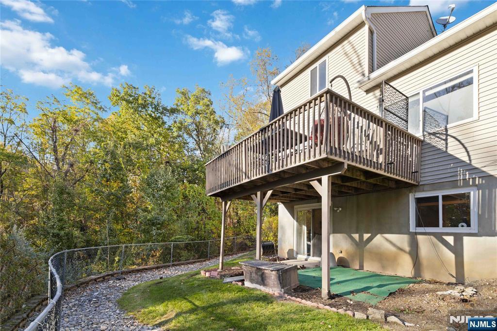 Homes for sale in Hamburg, NJ | 30 Sweetwater Ln, Hamburg, NJ 07419 | MLS# 25037145