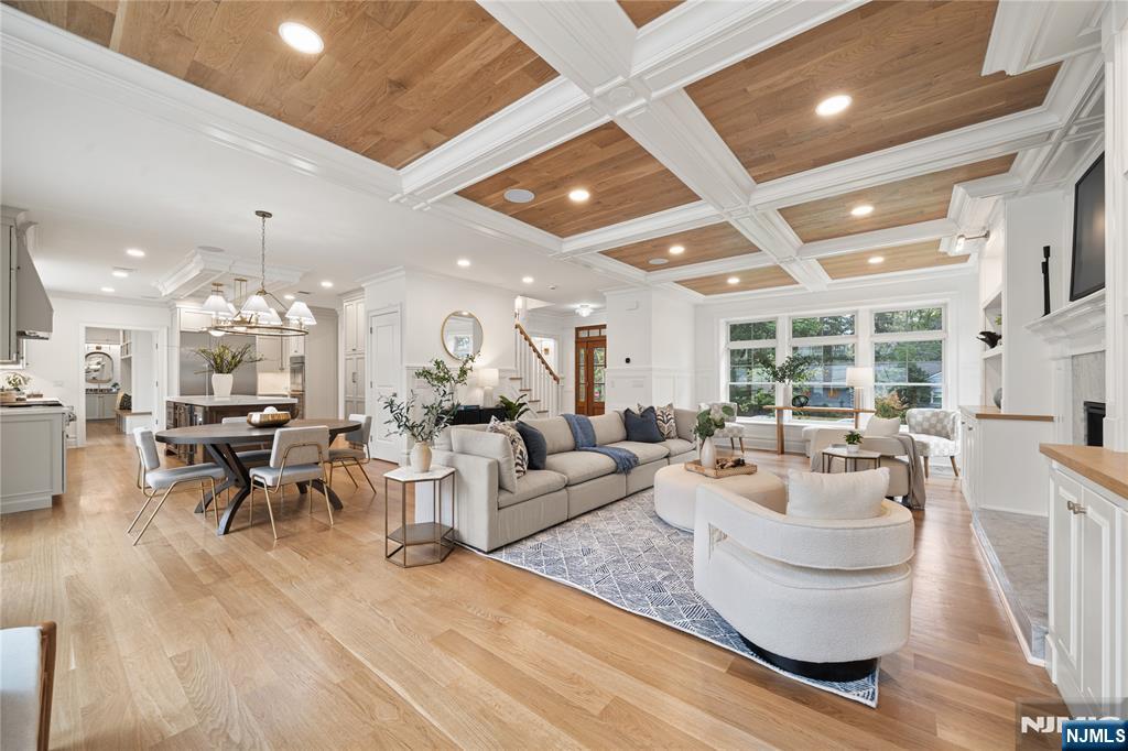 Homes for sale in Montclair, NJ | 40 Greenview Way, Montclair, NJ 07043 | MLS# 25037149