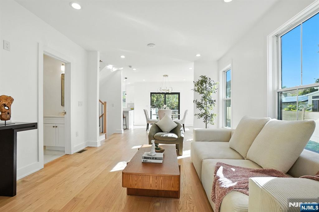 Homes for sale in Millburn, NJ | 37 Cypress St, Millburn, NJ 07041 | MLS# 25037165