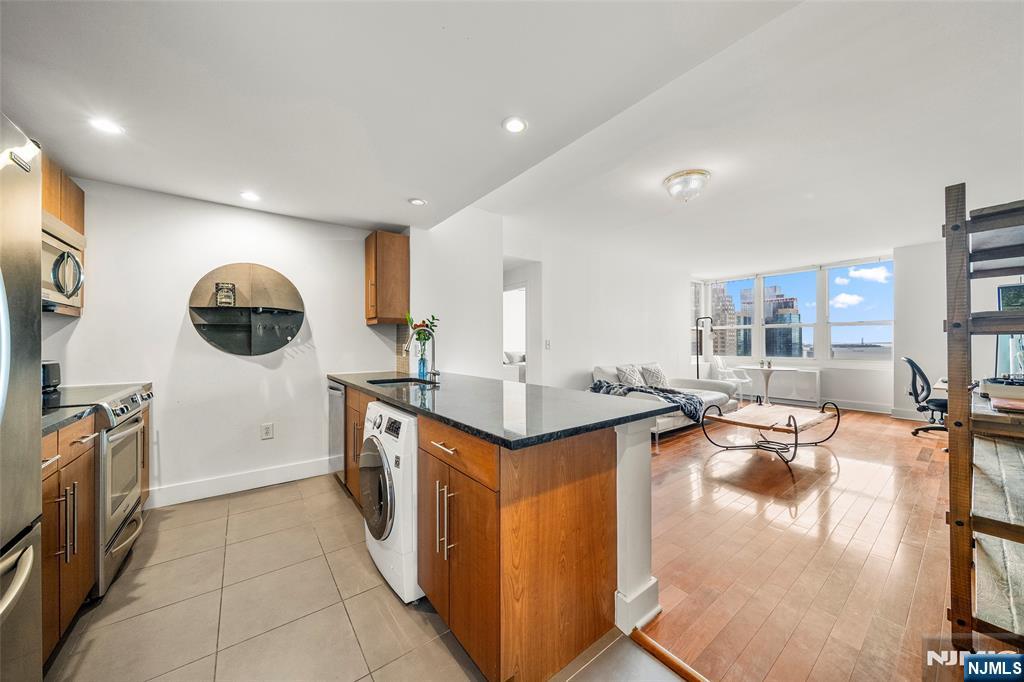 Homes for sale in Jersey City, NJ | 88 Morgan St #4107, Jersey City, NJ 07302 | MLS# 25037174