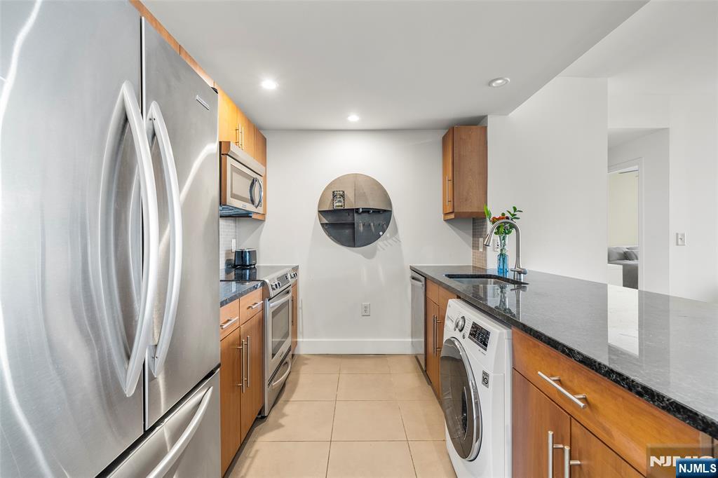 Homes for sale in Jersey City, NJ | 88 Morgan St #4107, Jersey City, NJ 07302 | MLS# 25037174