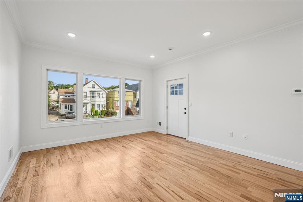 Homes for sale in Harrison, NJ | 503 Cross St, Harrison, NJ 07029 | MLS# 25037180