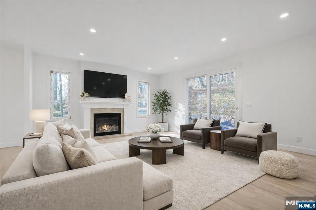 Homes for sale in Montville Township, NJ | 85 Pine Brook Rd, Montville Township, NJ 07082 | MLS# 25037201