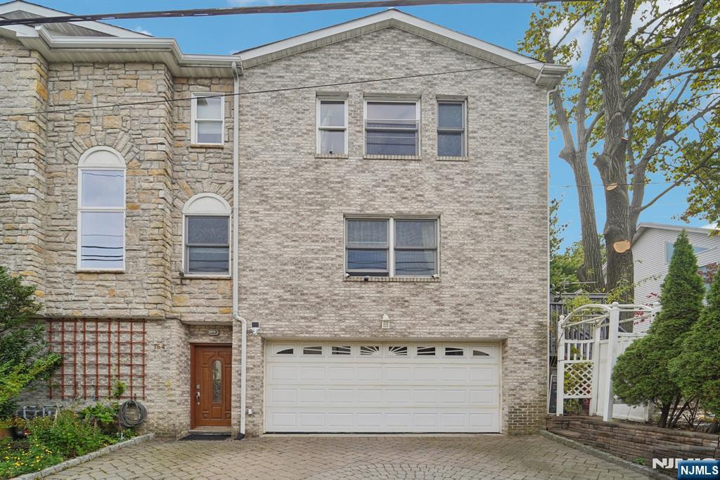 CLIFFSIDE PARK Properties