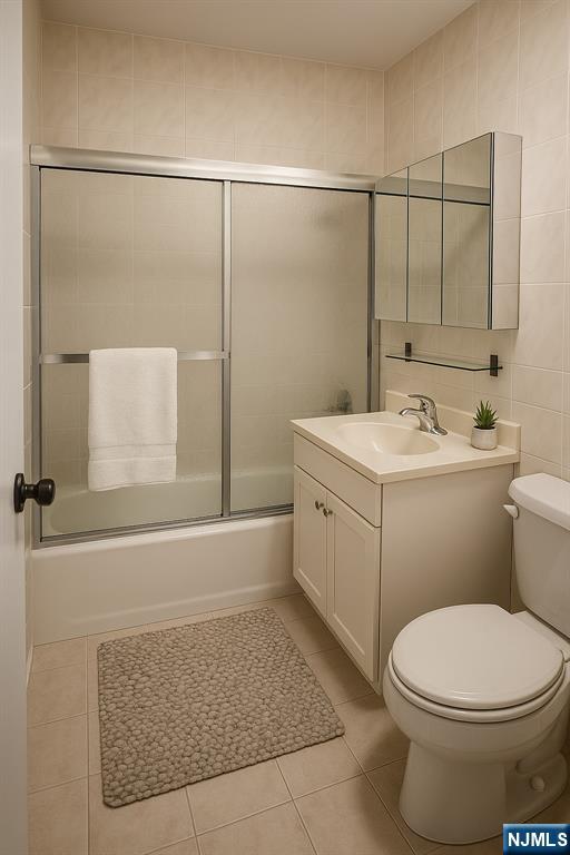 Homes for sale in Edgewater, NJ | 1111 River Rd #H18, Edgewater, NJ 07020 | MLS# 25037308