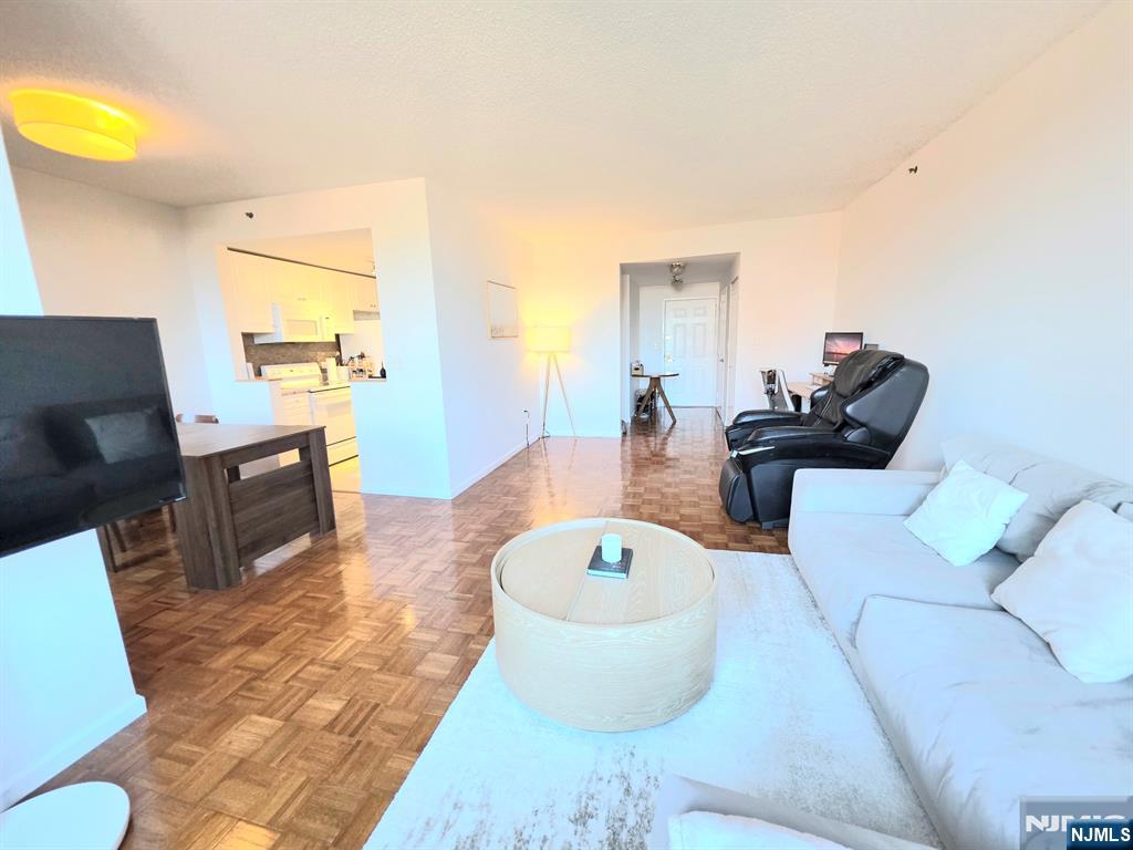 Homes for sale in Fort Lee, NJ | 100 Old Palisade Rd #1615, Fort Lee, NJ 07024 | MLS# 25037335