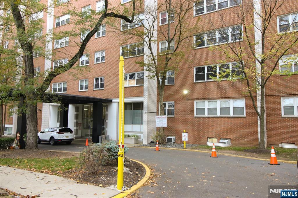 Homes for sale in Paterson, NJ | 39 39Th St #412, Paterson, NJ 07514 | MLS# 25037381