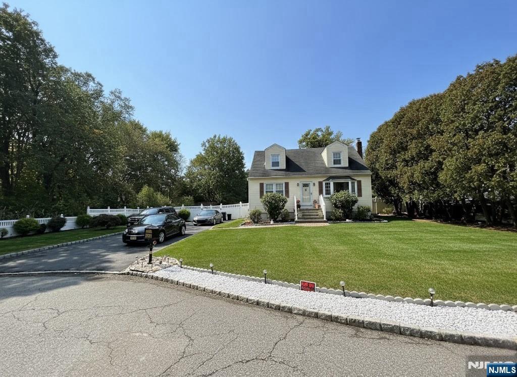 Homes for sale in East Hanover Twp, NJ | 63 Grant Ave, East Hanover Twp, NJ 07936 | MLS# 25037406