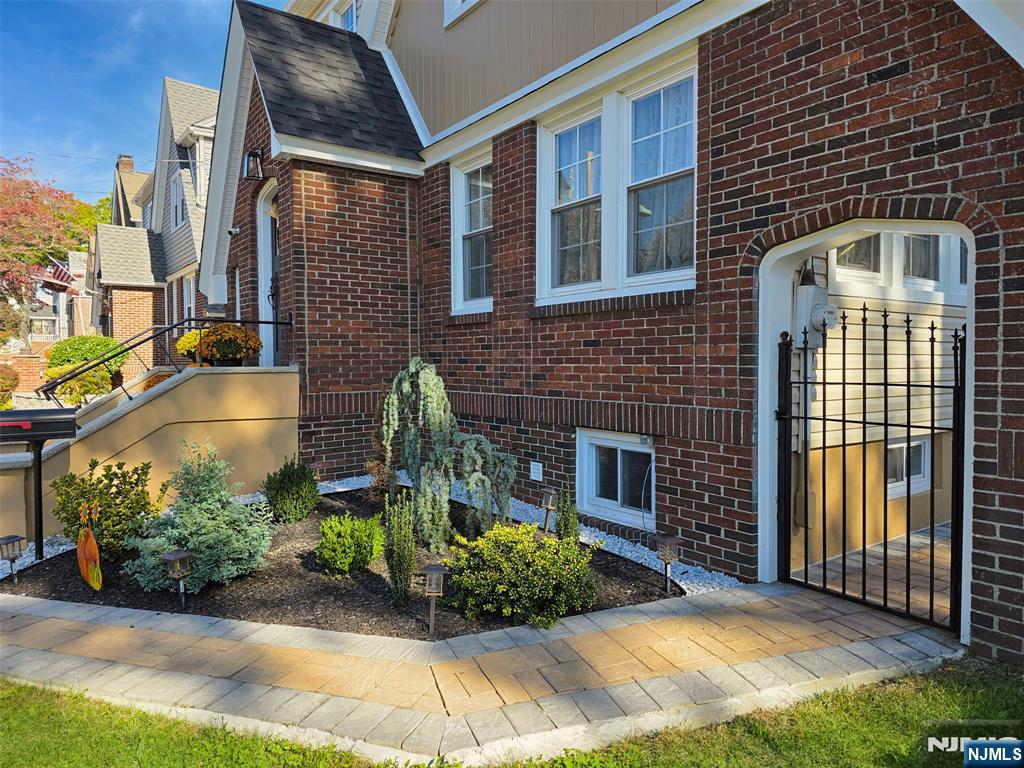 Homes for sale in Kearny, NJ | 62 Hamilton Ave, Kearny, NJ 07032 | MLS# 25037503