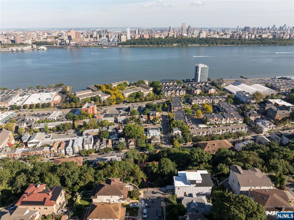 CLIFFSIDE PARK Properties