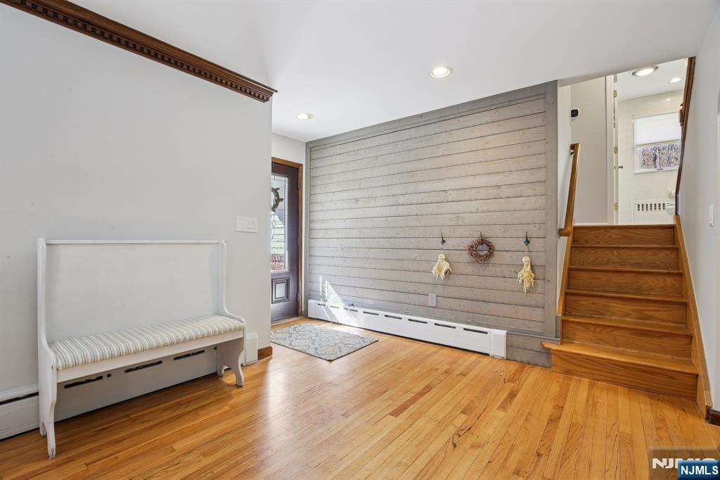 Homes for sale in Kinnelon Borough, NJ | 4 Ledgewood Trl, Kinnelon Borough, NJ 07405 | MLS# 25037572