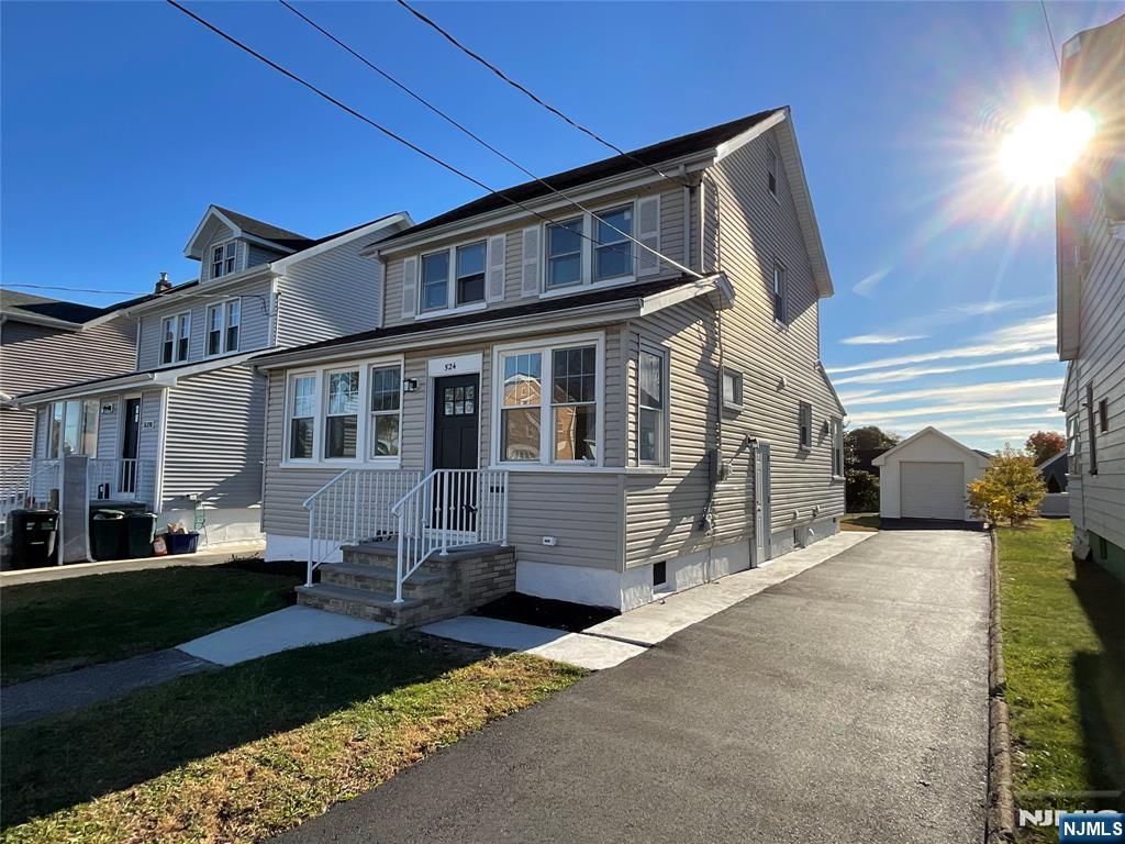 LYNDHURST Properties