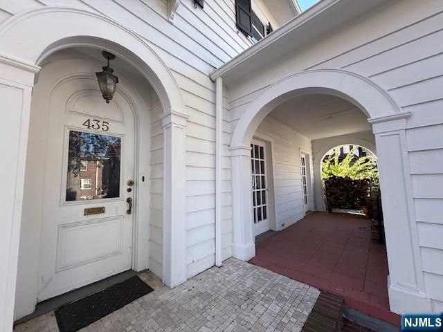 Homes for sale in Newark, NJ | 437 Ridge St, Newark, NJ 07104 | MLS# 25037599