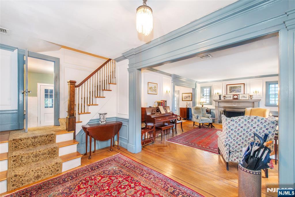 Homes for sale in Newark, NJ | 437 Ridge St, Newark, NJ 07104 | MLS# 25037599