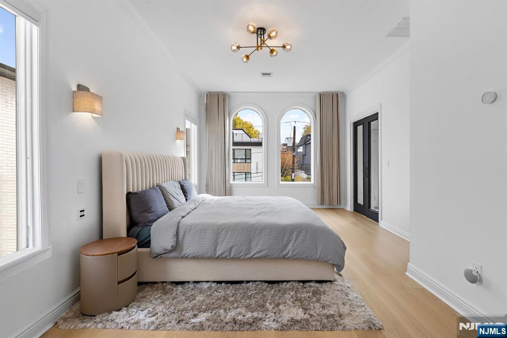 Homes for sale in Cliffside Park, NJ | 801 W End Ave, Cliffside Park, NJ 07010 | MLS# 25037639