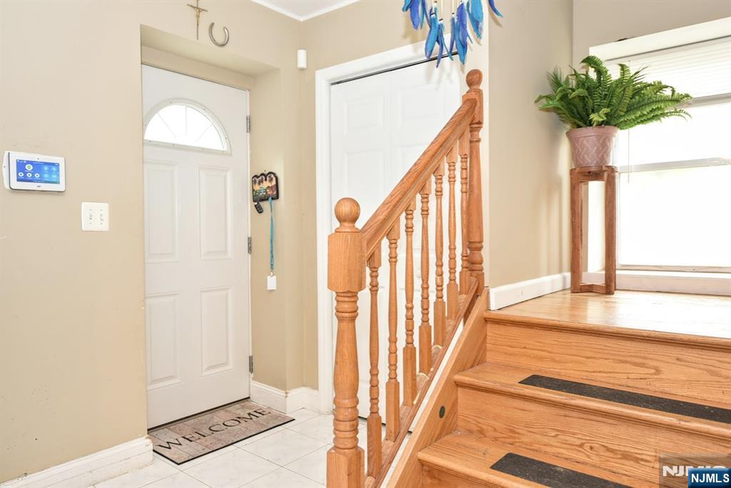 Homes for sale in Stillwater, NJ | 1071 County Road 521, Stillwater, NJ 07860 | MLS# 25037642