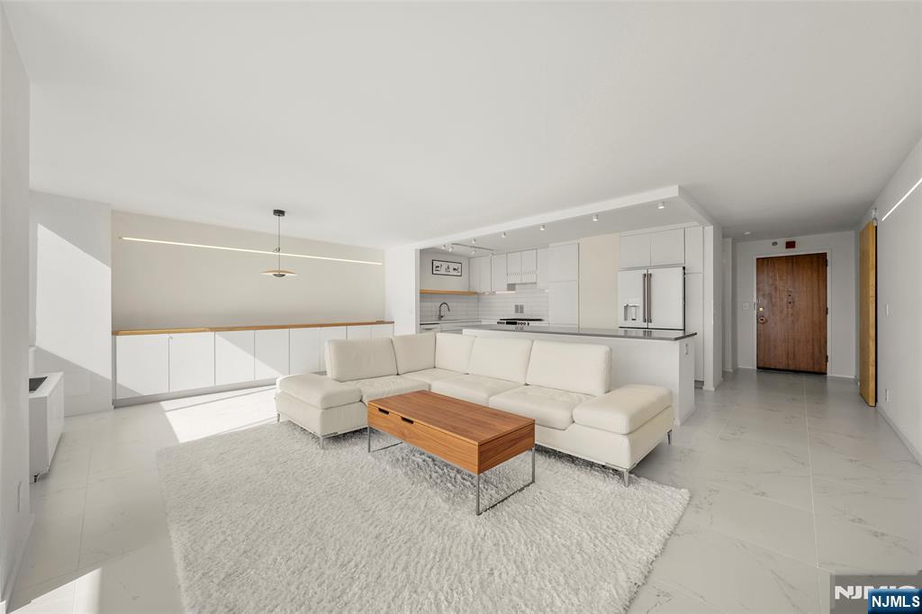 Homes for sale in Fort Lee, NJ | 200 Old Palisade Rd #25D, Fort Lee, NJ 07024 | MLS# 25037643