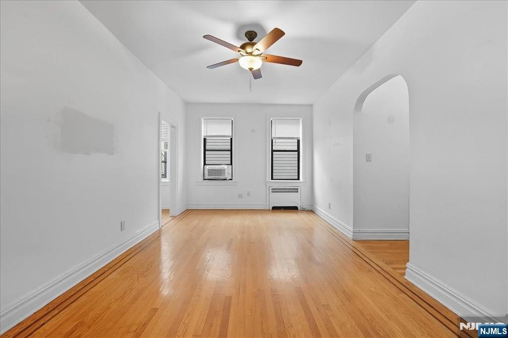 Homes for sale in Union City, NJ | 301 Palisade Ave #6b, Union City, NJ 07087 | MLS# 25037644