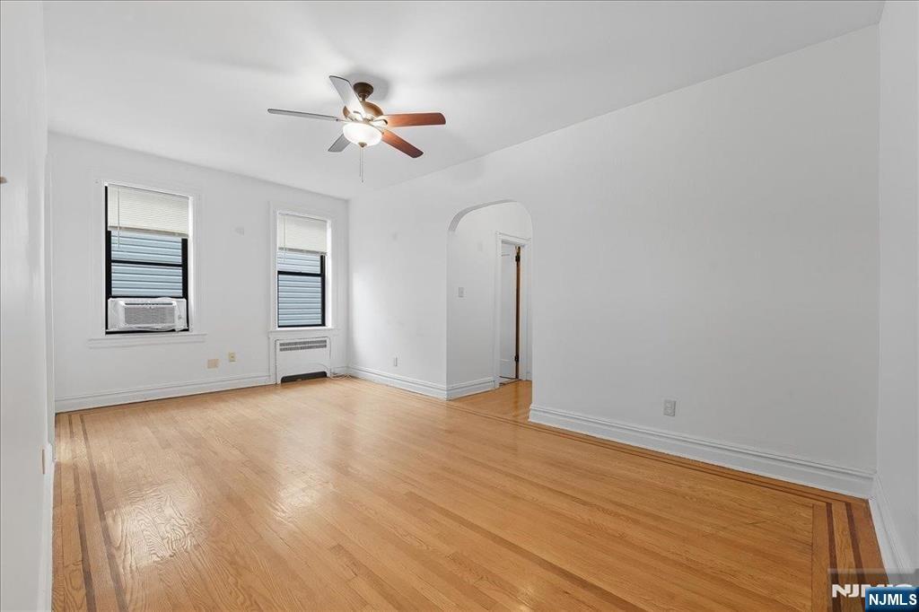 Homes for sale in Union City, NJ | 301 Palisade Ave #6b, Union City, NJ 07087 | MLS# 25037644