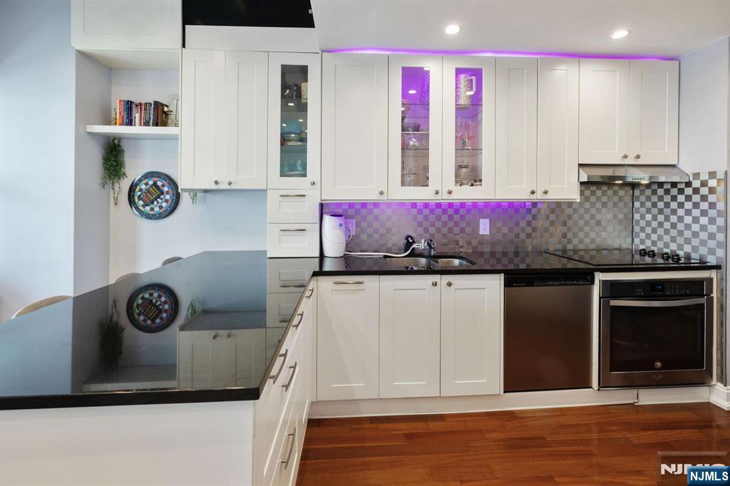 Homes for sale in West New York, NJ | 6600 Jfk Blvd E #23J, West New York, NJ 07093 | MLS# 25037658