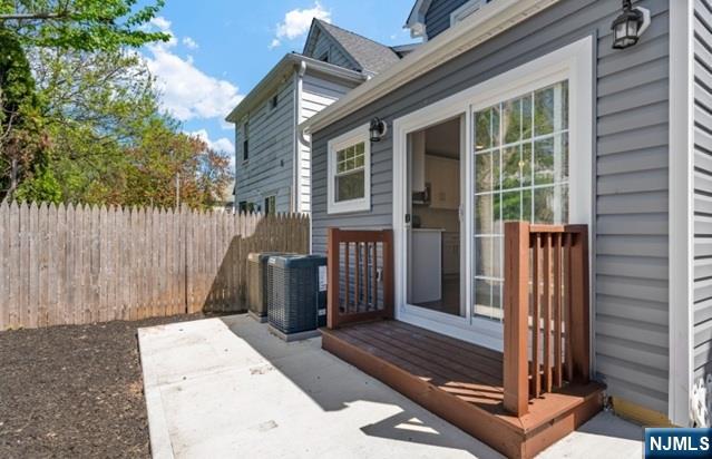 Homes for sale in Bloomfield, NJ | 165 Jerome Pl, Bloomfield, NJ 07003 | MLS# 25037659