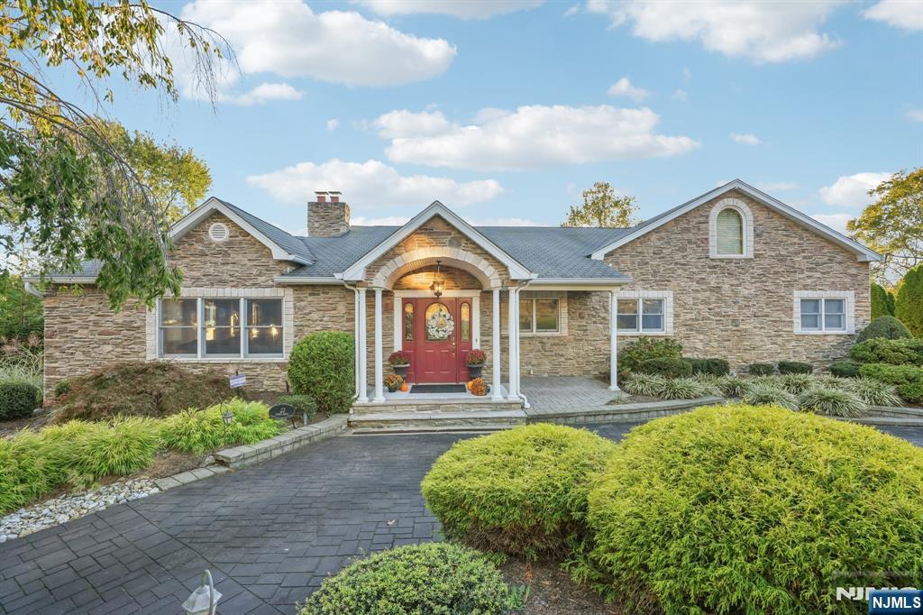 $1,149,000 Ranch