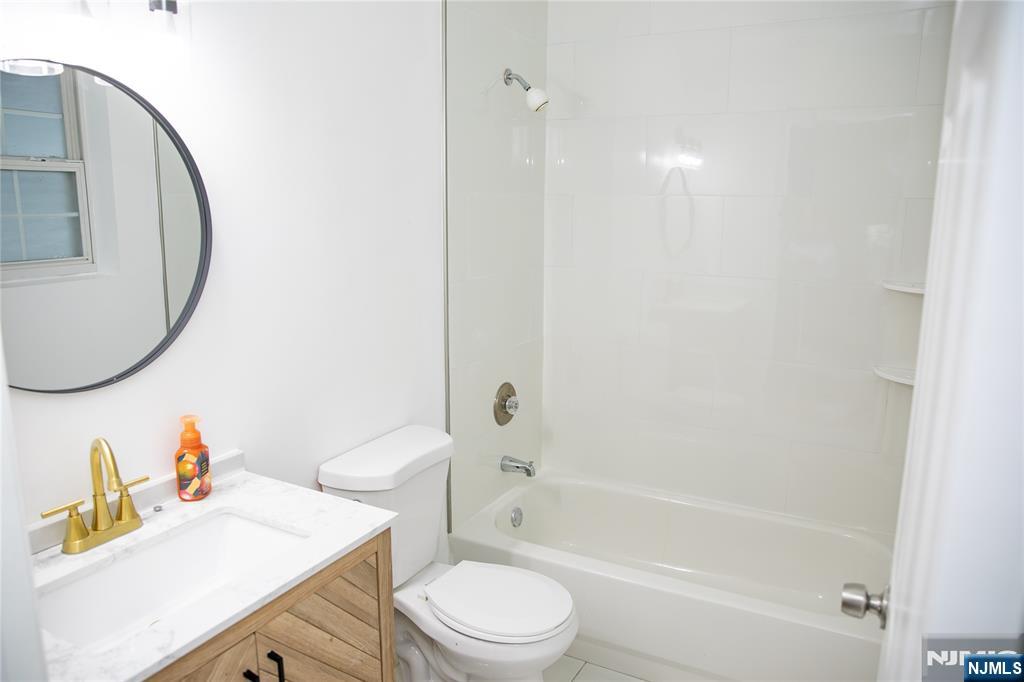 PARAMUS Properties