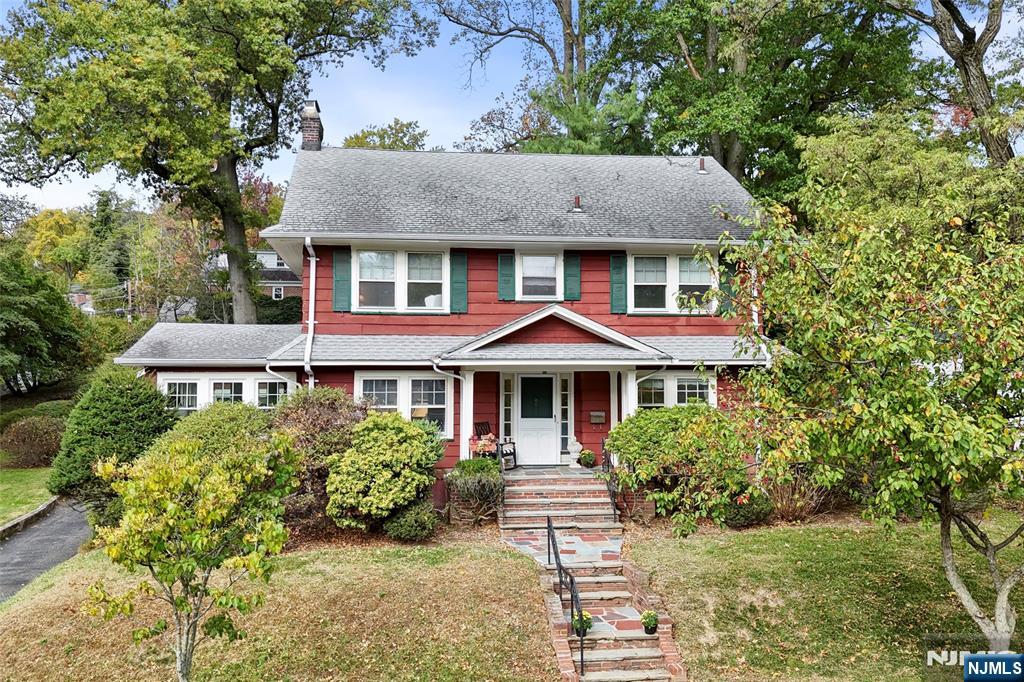 Homes for sale in West Orange, NJ | 19 Cobane Ter, West Orange, NJ 07052 | MLS# 25037708