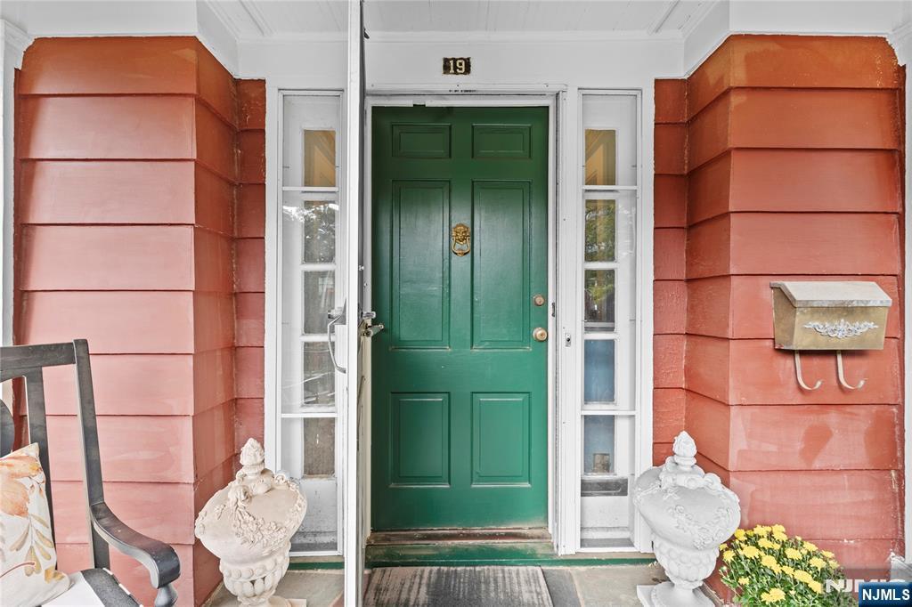 Homes for sale in West Orange, NJ | 19 Cobane Ter, West Orange, NJ 07052 | MLS# 25037708