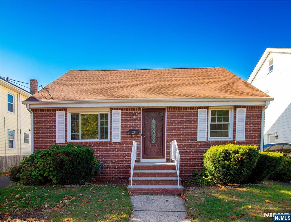 Homes for sale in Rochelle Park, NJ | 29 Colling Ave, Rochelle Park, NJ 07662 | MLS# 25037714