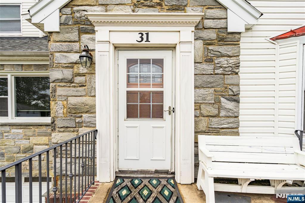 Homes for sale in West Orange, NJ | 31 Collamore Ter, West Orange, NJ 07052 | MLS# 25037718