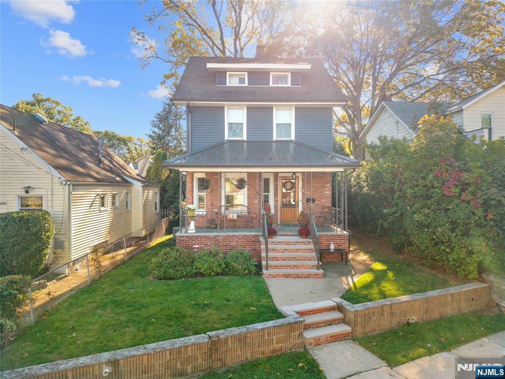 $649,900 Colonial