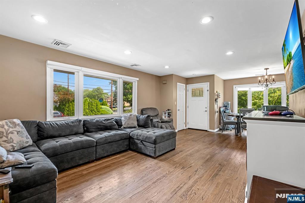 Homes for sale in New Milford, NJ | 321 Henley Ave, New Milford, NJ 07646 | MLS# 25037761