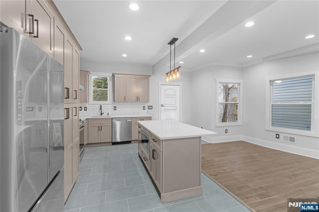 Homes for sale in Newark, NJ | 184 Seymour Ave, Newark, NJ 07108 | MLS# 25037775