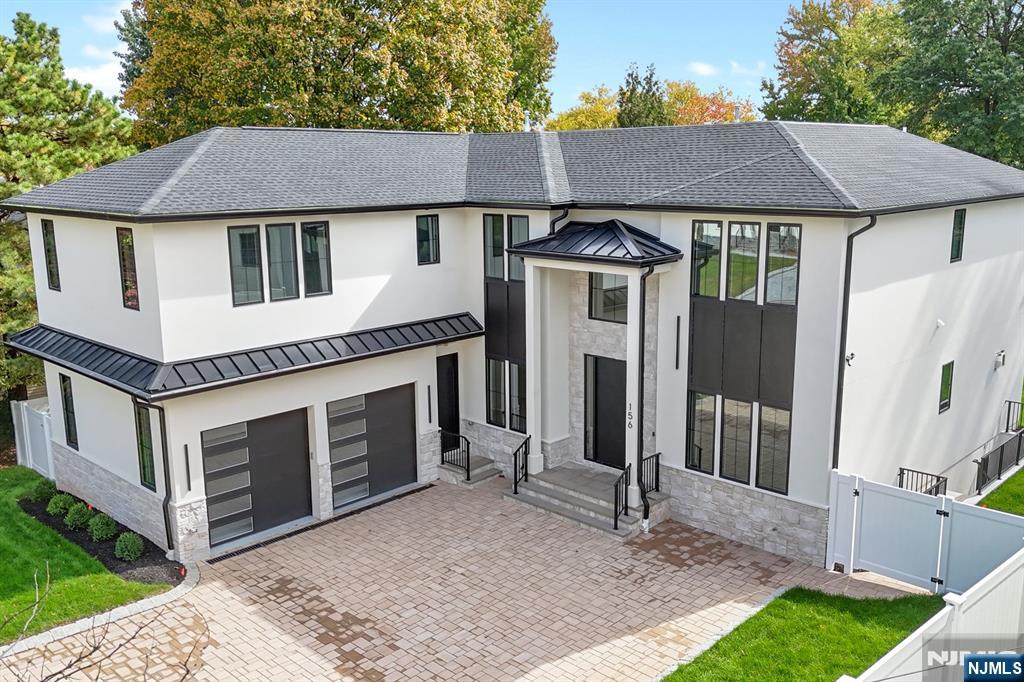 $2,799,000 Colonial