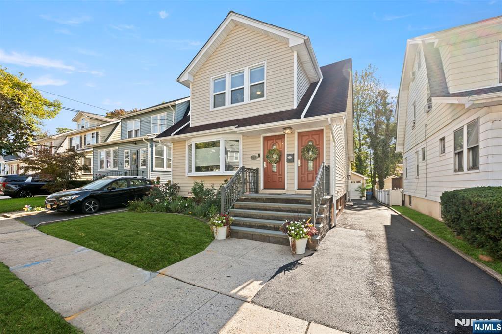 Homes for sale in Maplewood, NJ | 74 Hughes St, Maplewood, NJ 07040 | MLS# 25037821