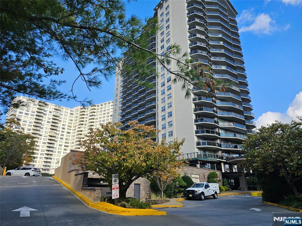 $199,999 Co-op