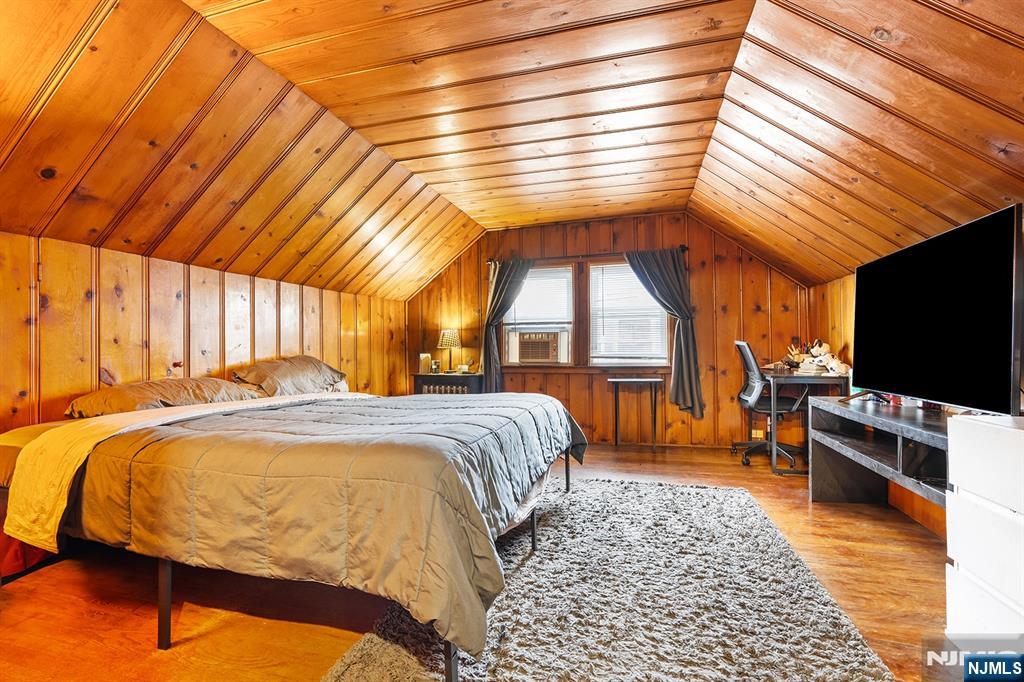 Homes for sale in Irvington, NJ | 15 Victor Pl, Irvington, NJ 07111 | MLS# 25037992