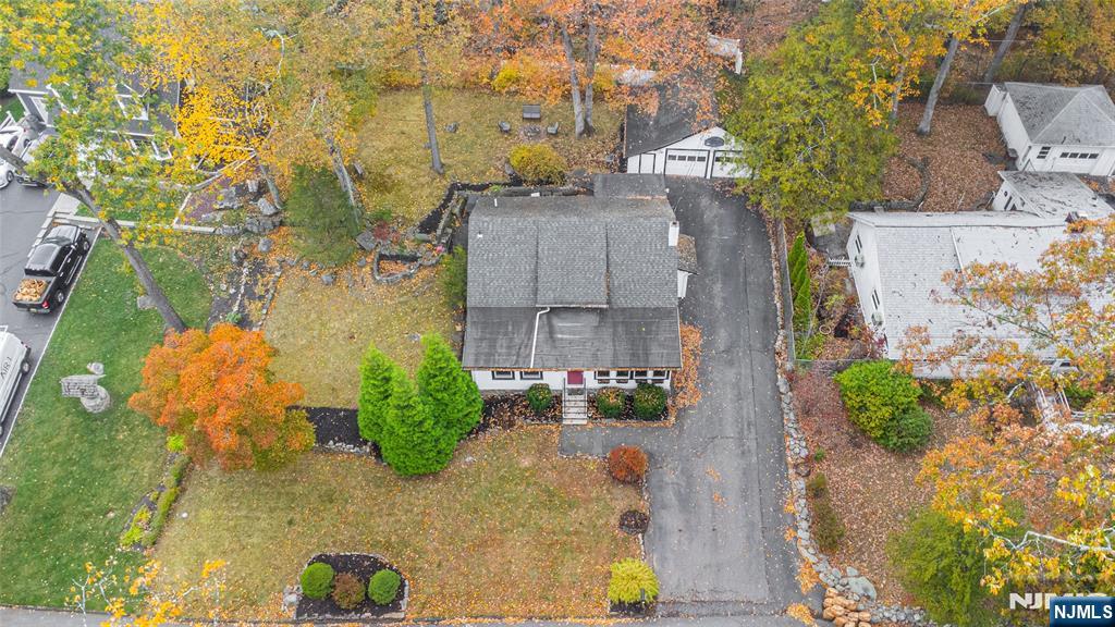 Homes for sale in Denville Township, NJ | 23 Summit Dr, Denville Township, NJ 07834 | MLS# 25038063