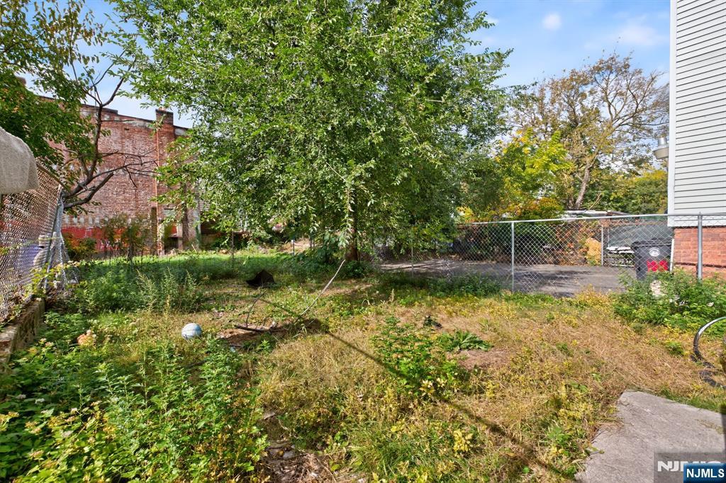 Homes for sale in Newark, NJ | 186 3rd St, Newark, NJ 07107 | MLS# 25038096