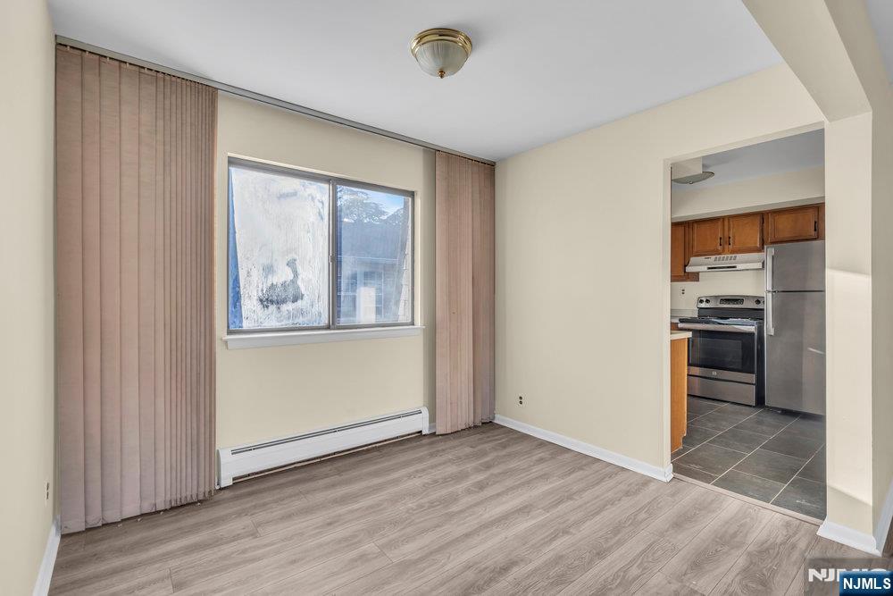 Homes for sale in Hawthorne, NJ | 164 Diamond Bridge #18, Hawthorne, NJ 07506 | MLS# 25038102