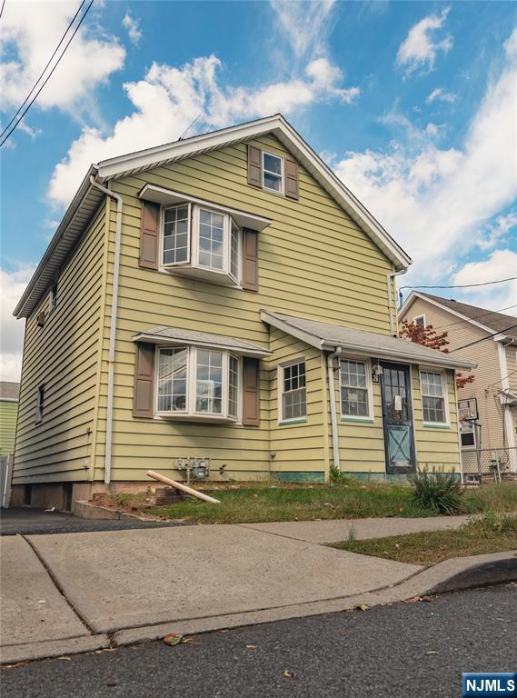 Homes for sale in Clifton, NJ | 26 Major St, Clifton, NJ 07013 | MLS# 25038141