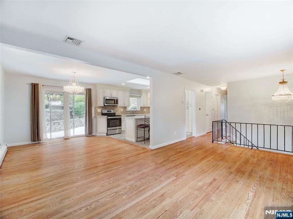 Homes for sale in West Milford, NJ | 18 Upper High Crest, West Milford, NJ 07480 | MLS# 25038144