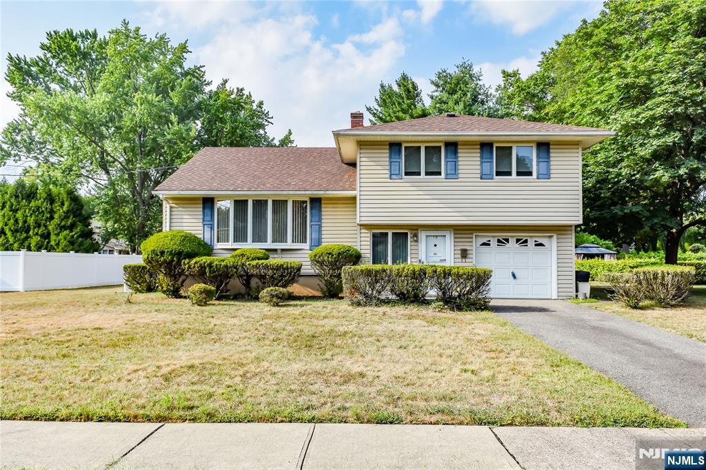 10 Rutgers Court, Wayne, NJ 07470 Listing Photo  0