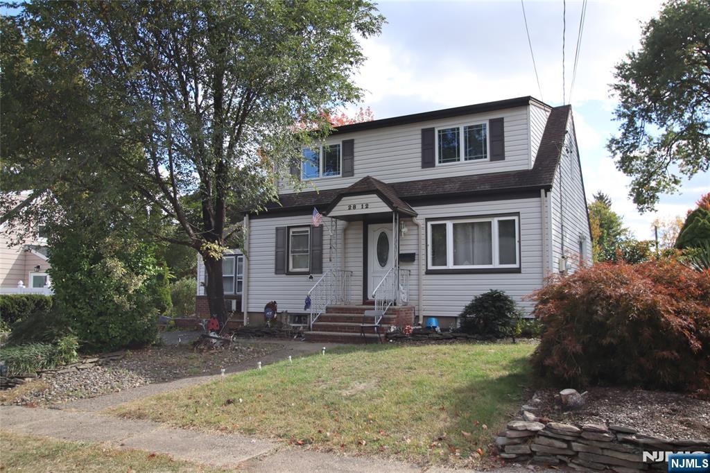 Homes for sale in Fair Lawn, NJ | 28 12 Sherman Pl, Fair Lawn, NJ 07410 | MLS# 25038161