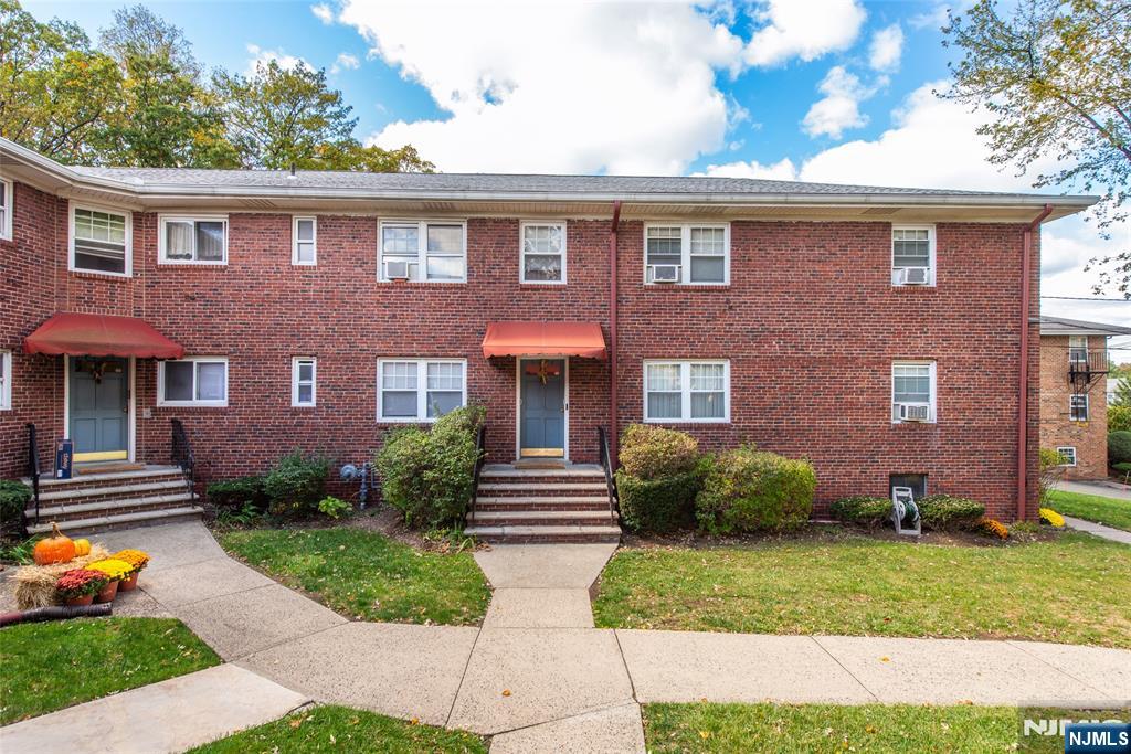 Homes for sale in Bloomfield, NJ | 152 Belleville #1, Bloomfield, NJ 07003 | MLS# 25038393