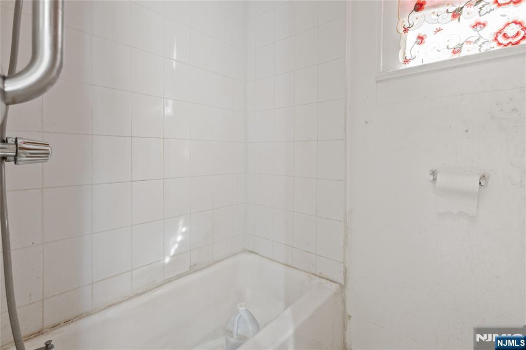 Homes for sale in North Bergen, NJ | 1209 6Th, North Bergen, NJ 07047 | MLS# 25038428